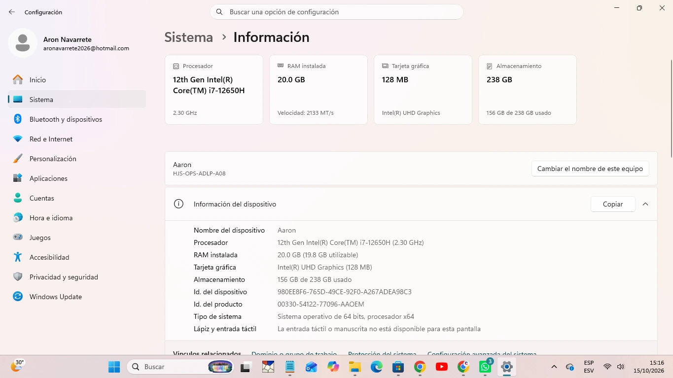 Información del procesador, memoria RAM y sistema operativo de una computadora para jugar Free Fire con BlueStacks.
